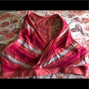 Lululemon size medium sports bra